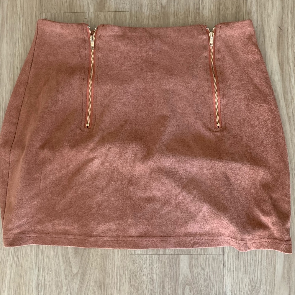 Fake tan leather skirt